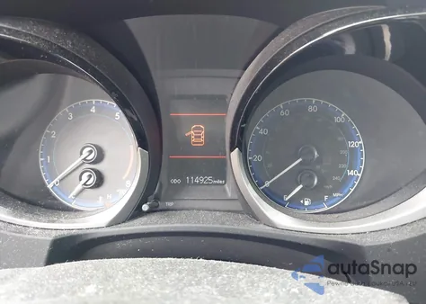 2015 Toyota Corolla S Plus z USA, uszkodzony, nr VIN 2T1BURHE2FC396724